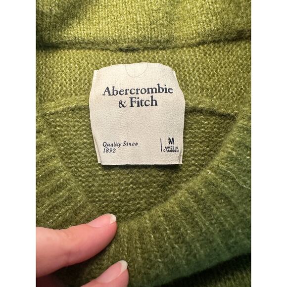 Abercrombie and Fitch women's sweater medium olive green - Picture 2 of 3